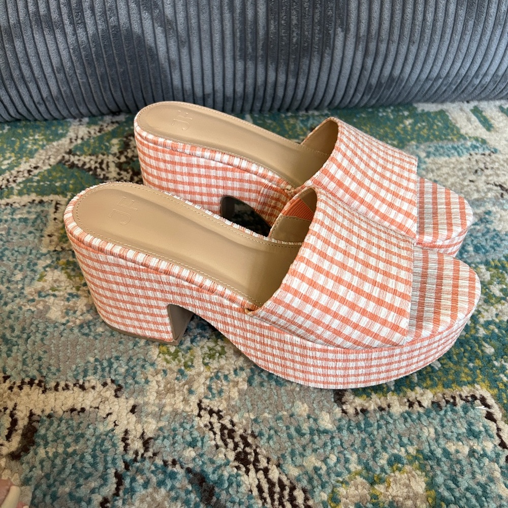 New Gingham Platform Sandals